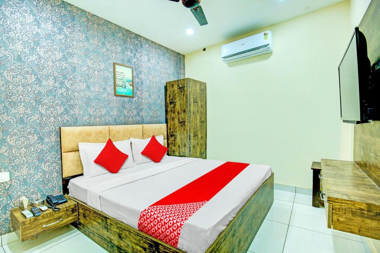 Hotel O Grace Villa Ludhijána Kültér fotó